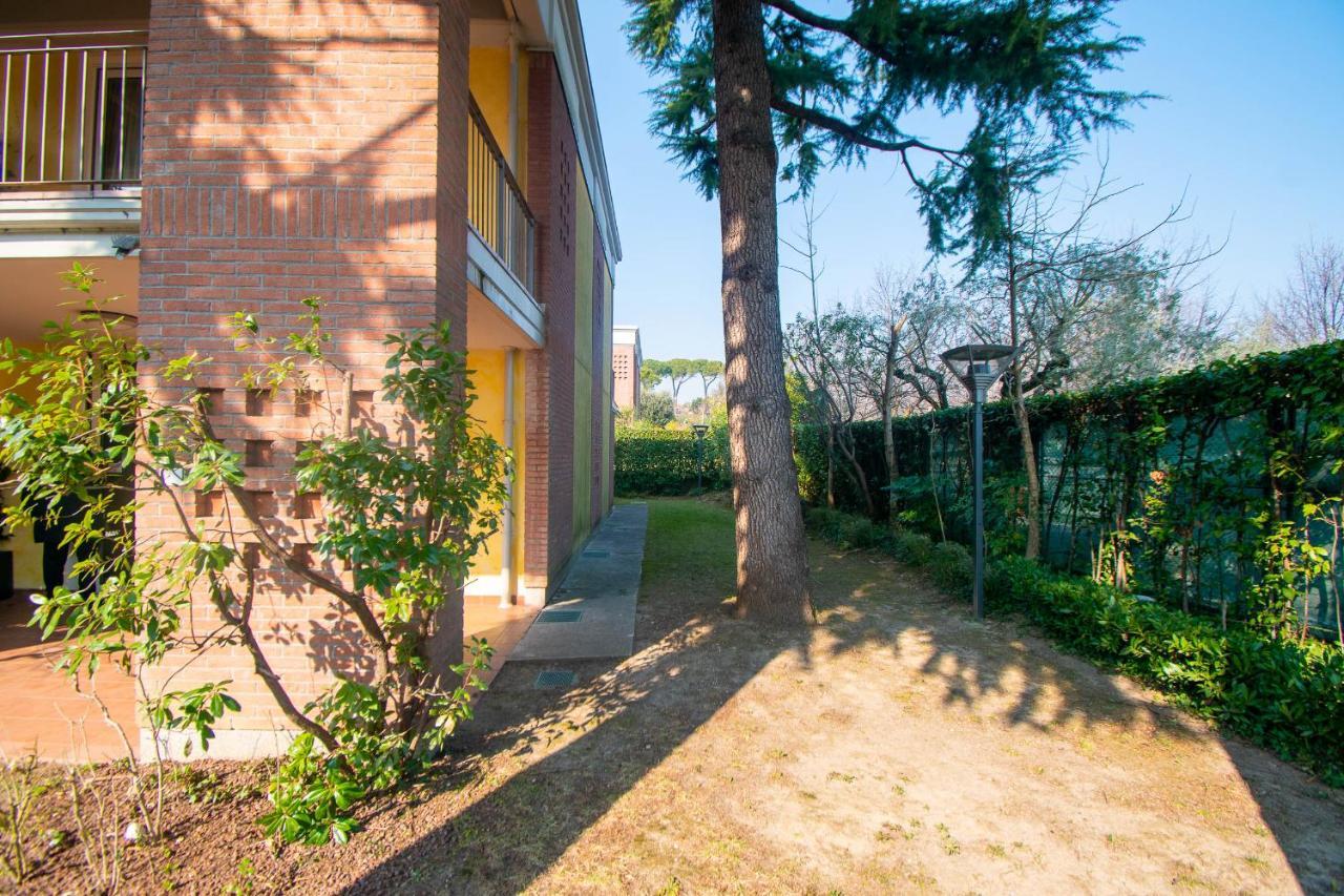 Lato Soleggiato @Gardazzurro Apartment Padenghe sul Garda Ngoại thất bức ảnh