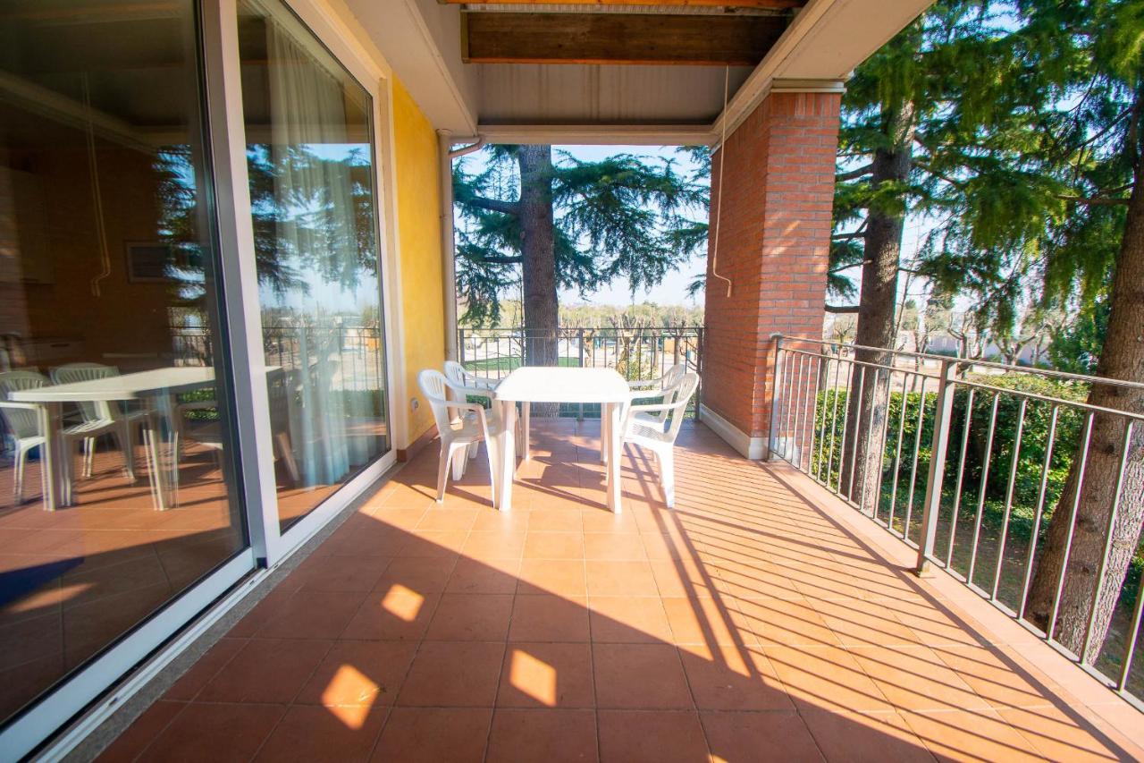 Lato Soleggiato @Gardazzurro Apartment Padenghe sul Garda Ngoại thất bức ảnh