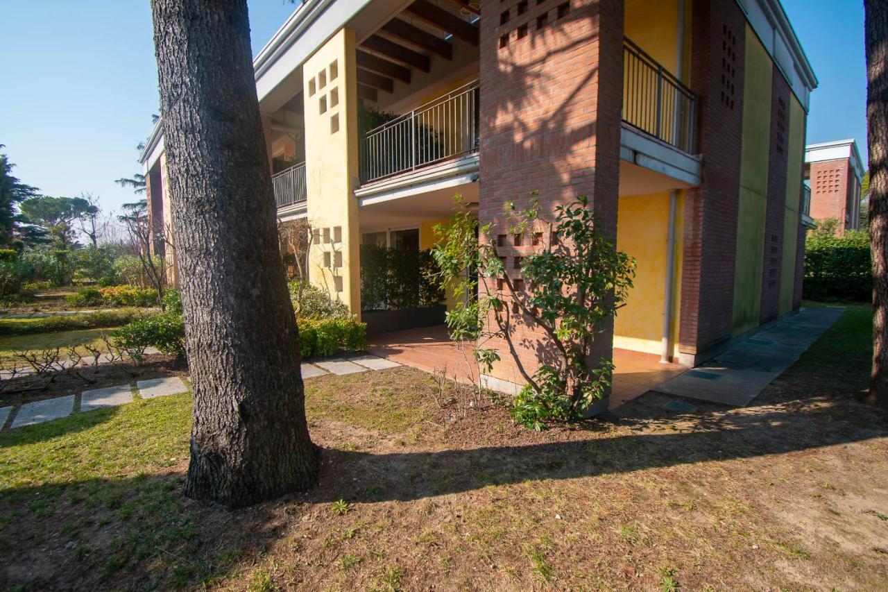 Lato Soleggiato @Gardazzurro Apartment Padenghe sul Garda Ngoại thất bức ảnh