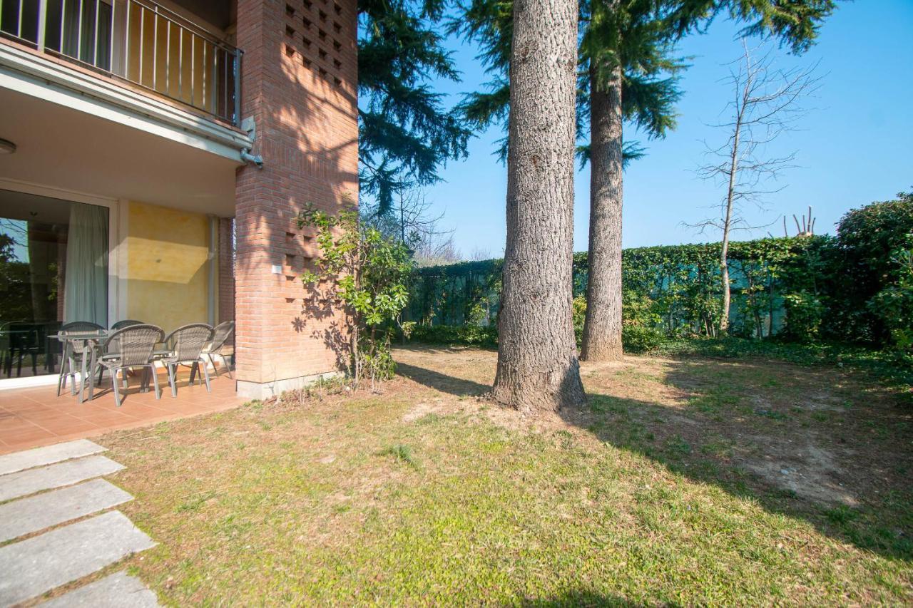 Lato Soleggiato @Gardazzurro Apartment Padenghe sul Garda Ngoại thất bức ảnh